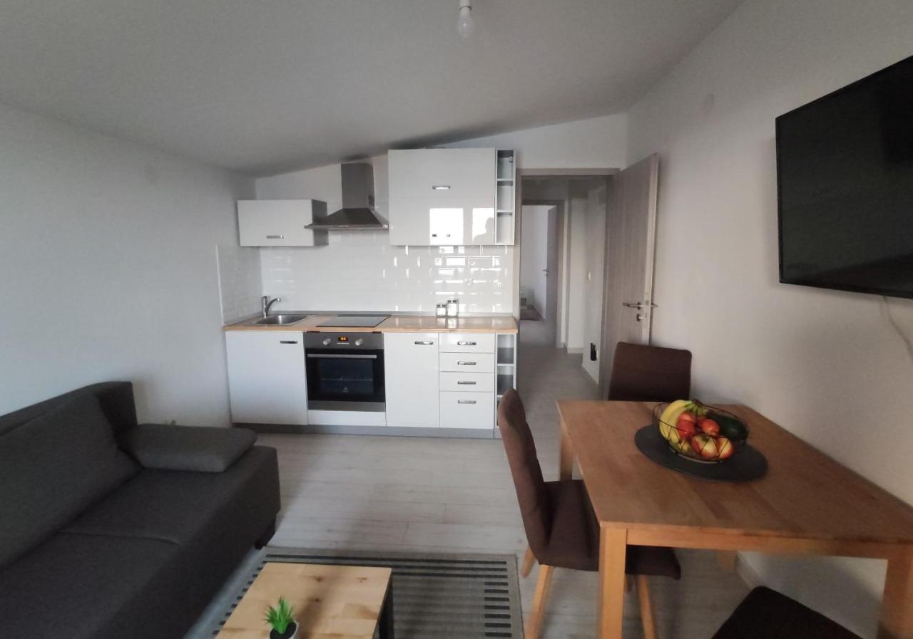 Apartamento Matej 3 Zadar Exterior foto